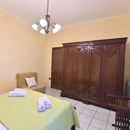 Izzhome Apartamento Pula